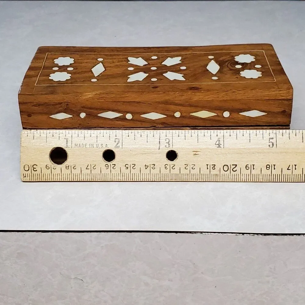 Handmade wooden trinket